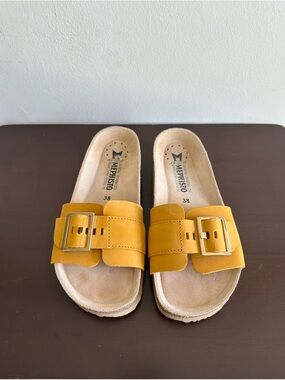 Mephisto Mabel Ochre Yellow Slide Sandal Women's Size 38